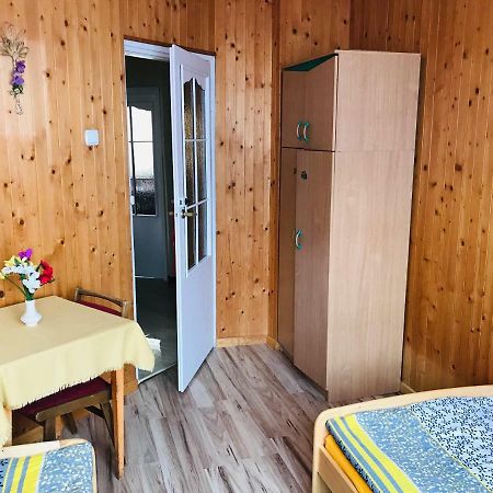 Pokoje Goscinne Уйсолы Экстерьер фото